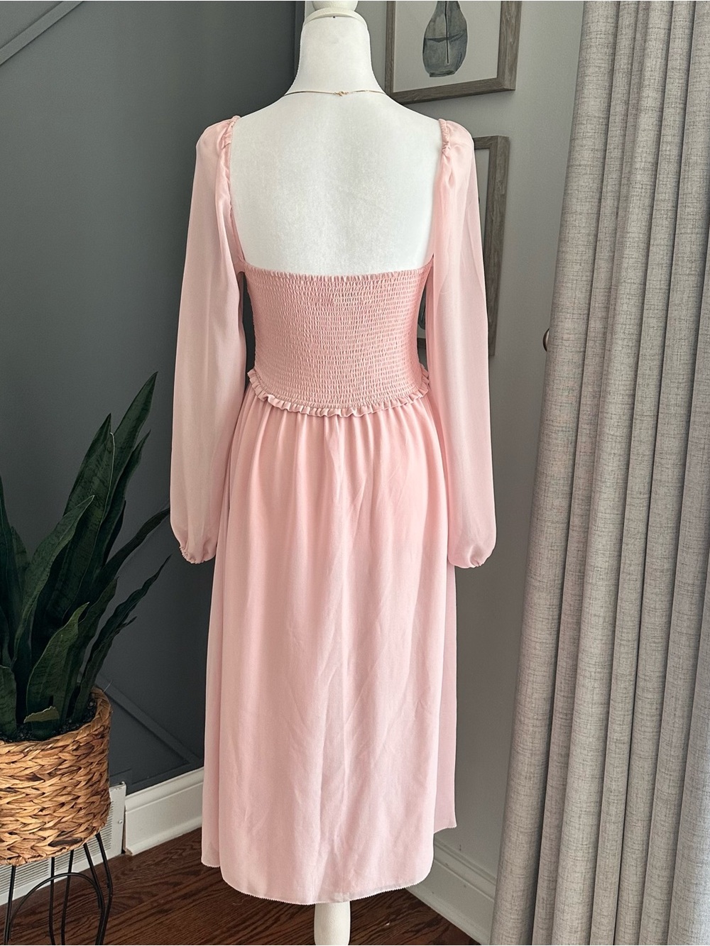 Wilfred Blush Pink Smocked Square-Neck Midi Dress - Picture 5 of 7